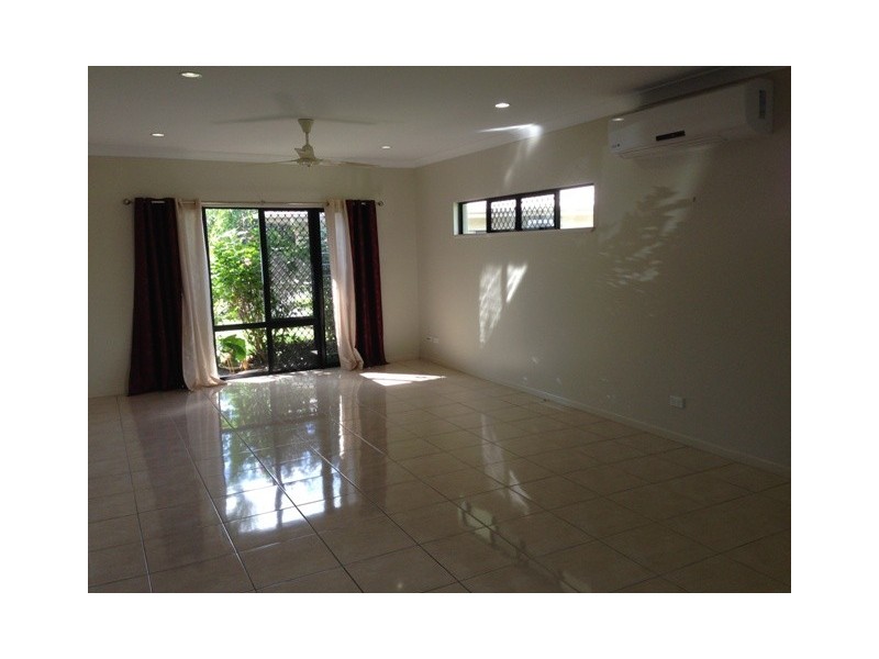 35 Seaways Street, Trinity Beach QLD 4879