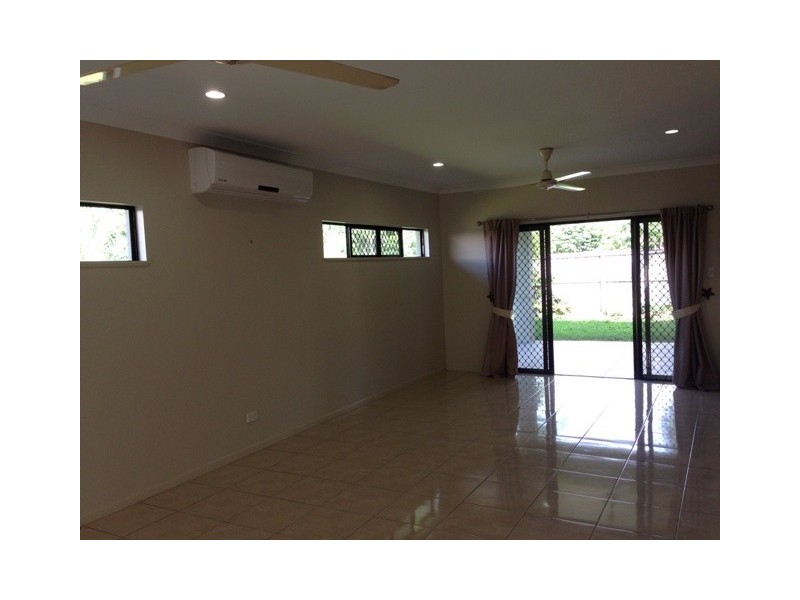 35 Seaways Street, Trinity Beach QLD 4879