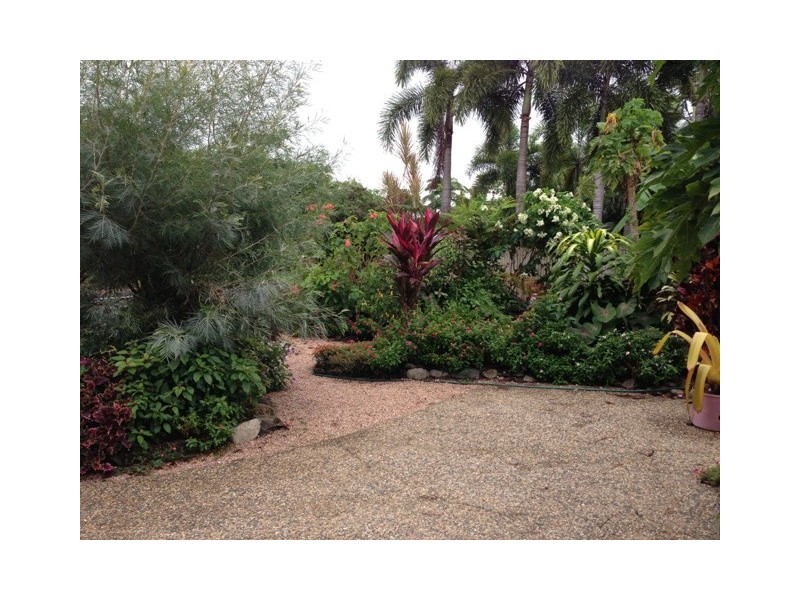 1/49 Albatross Street, Kewarra Beach QLD 4879