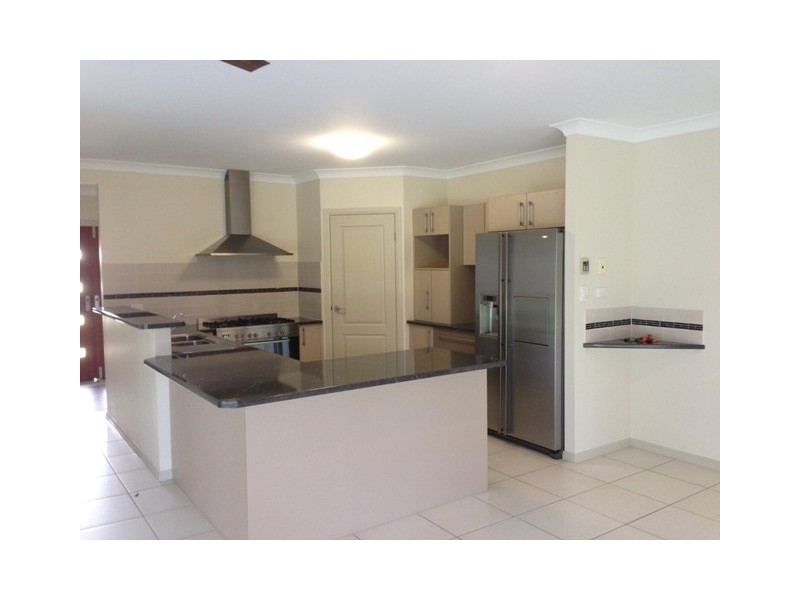 21 Moojeeba Way, Trinity Park QLD 4879