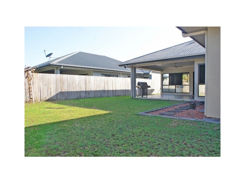 21 Moojeeba Way, Trinity Park QLD 4879