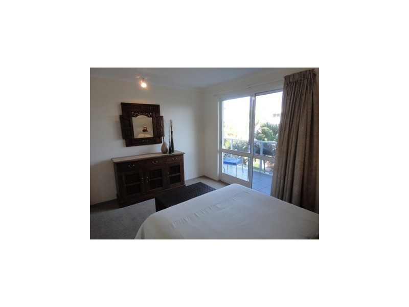 417/241 Coral Coast Drive, Palm Cove QLD 4879