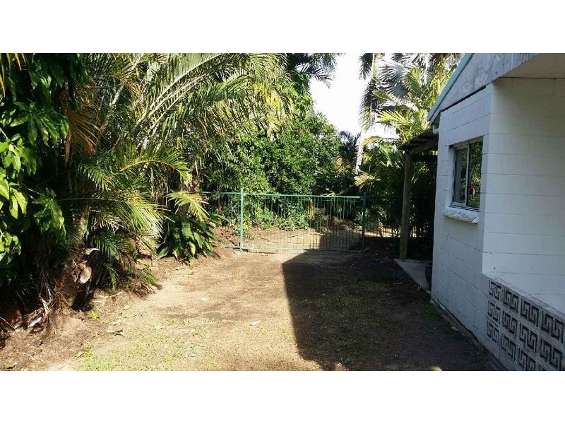 129 Reed Road, Trinity Park QLD 4879