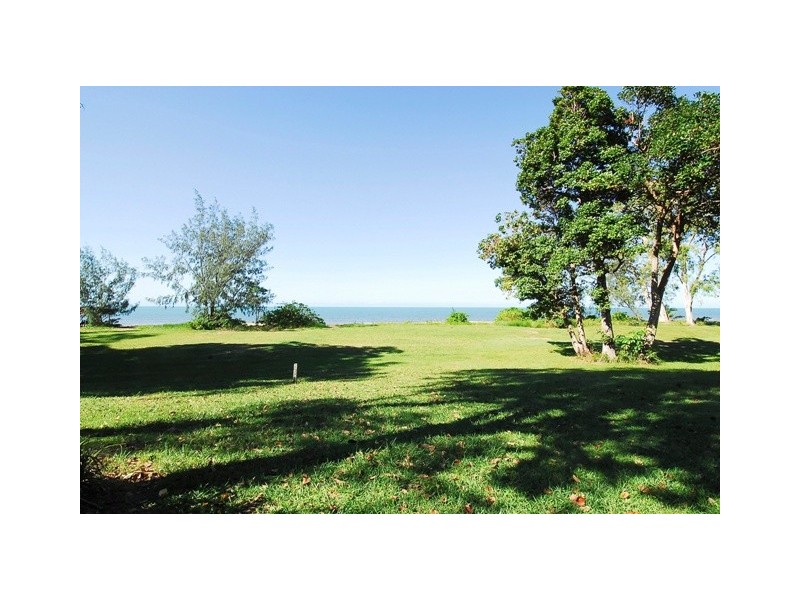 14 Paperbark Street, Bramston Beach QLD 4871