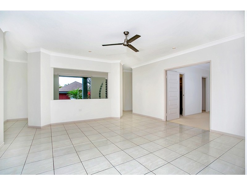 20 Palmetto Street, Palm Cove QLD 4879