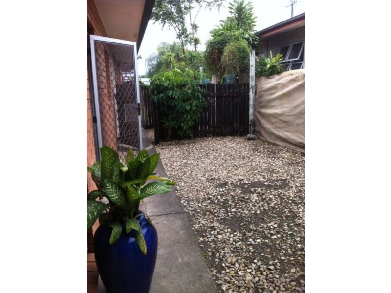 4/75 Mann Street, Westcourt QLD 4870