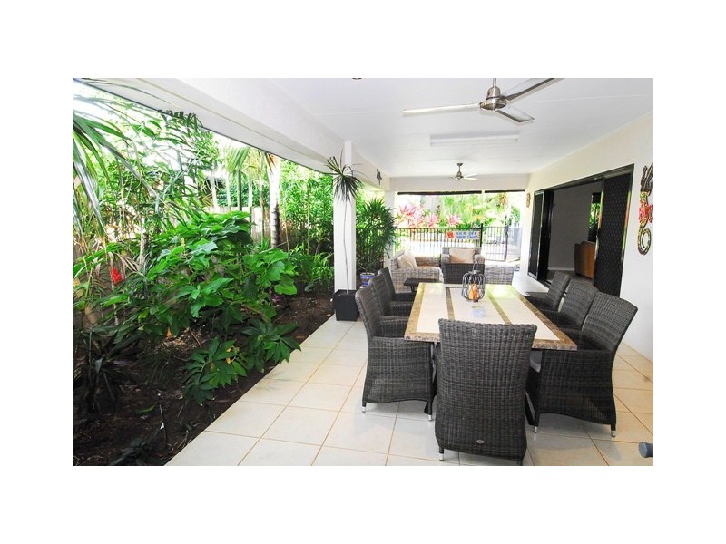 17 Burranong Street, Kewarra Beach QLD 4879