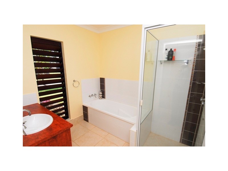 17 Burranong Street, Kewarra Beach QLD 4879