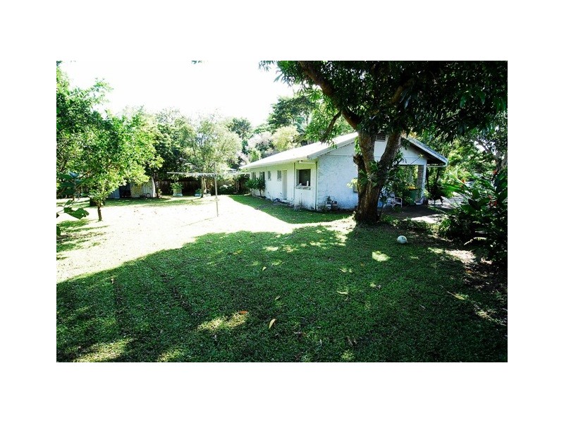 12 Queensborough Close, Trinity Park QLD 4879