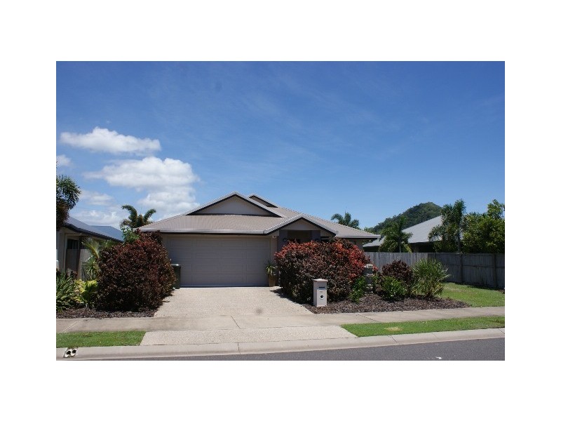 20 Moojeeba Way, Trinity Park QLD 4879