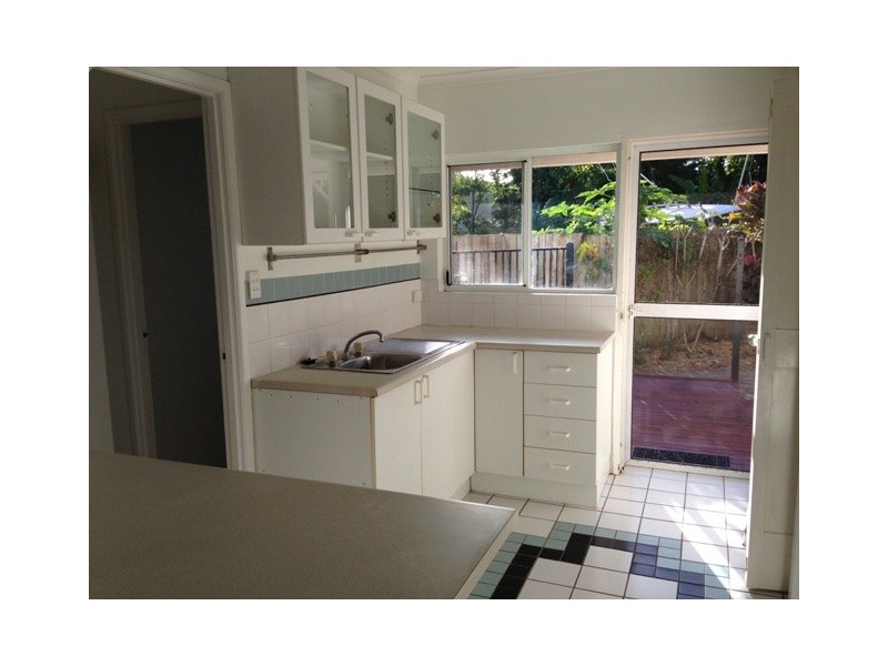 2/18 Adair Street, Yorkeys Knob QLD 4878