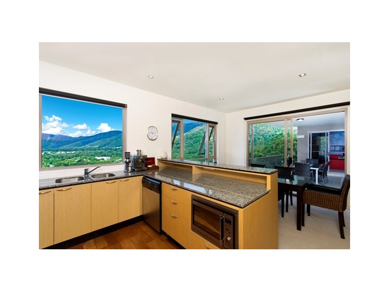 3/11 Colonel Cummings Drive, Palm Cove QLD 4879