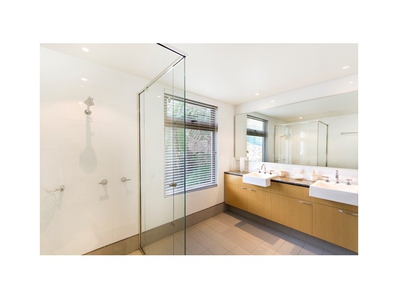 3/11 Colonel Cummings Drive, Palm Cove QLD 4879