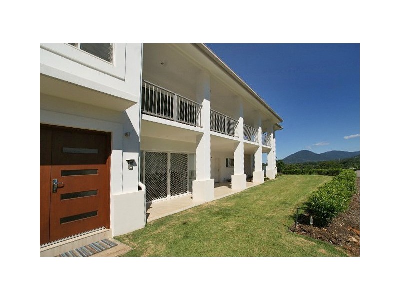 8 Wirrega Close, Caravonica QLD 4878
