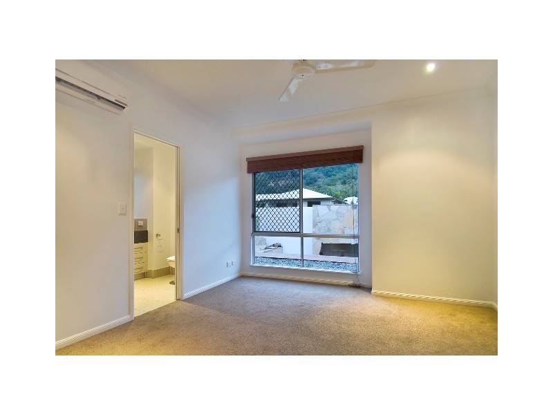 26 Hideaway Close, Palm Cove QLD 4879