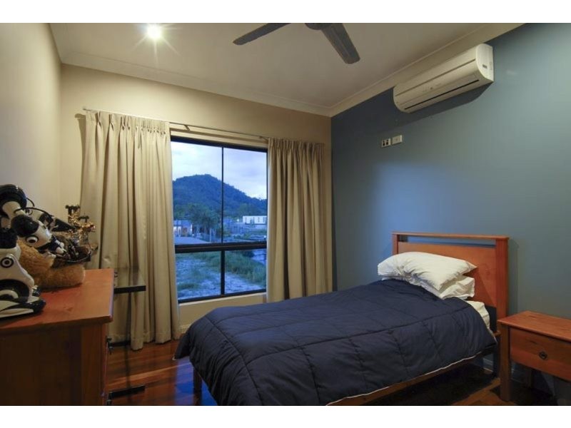 14 Brindabella Quay, Trinity Park QLD 4879