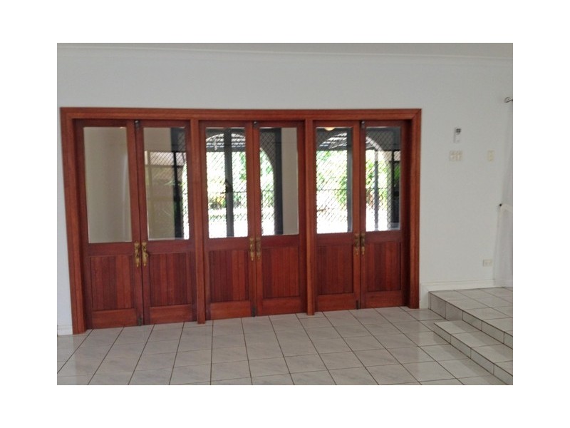 12 Hagen Close, Trinity Beach QLD 4879