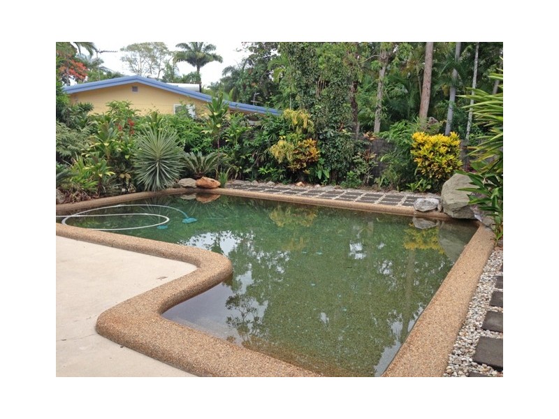 12 Hagen Close, Trinity Beach QLD 4879