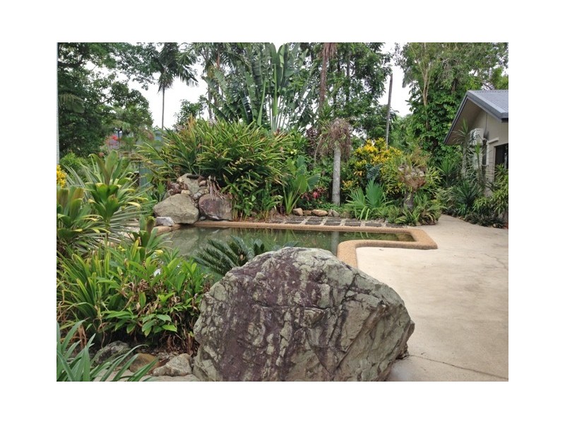 12 Hagen Close, Trinity Beach QLD 4879