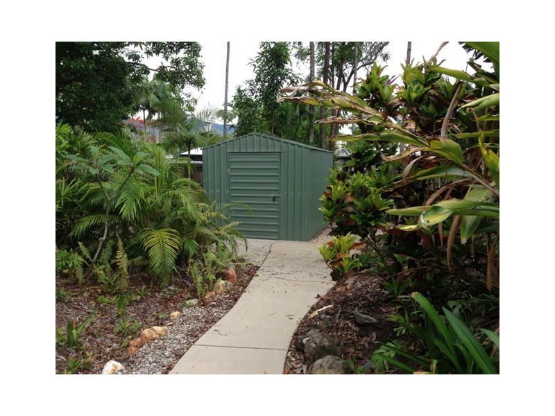 12 Hagen Close, Trinity Beach QLD 4879