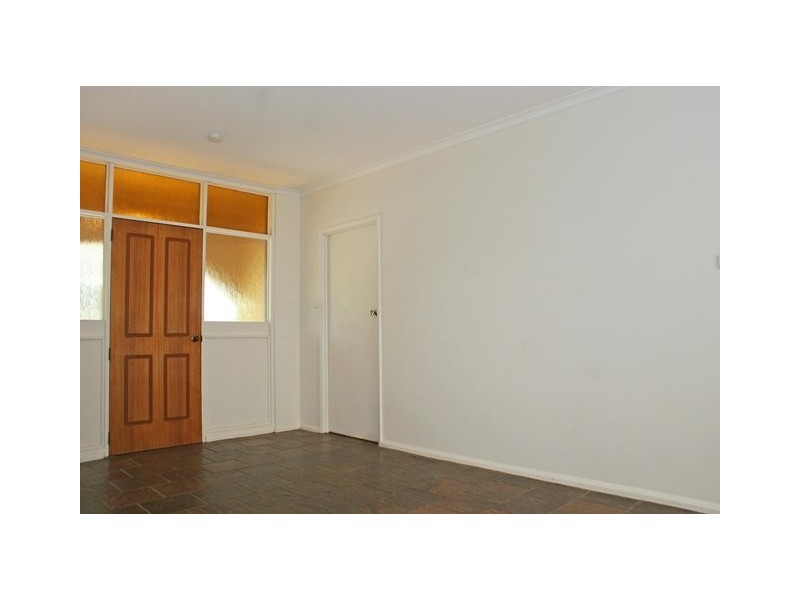 10 Debbie Street, Trinity Park QLD 4879