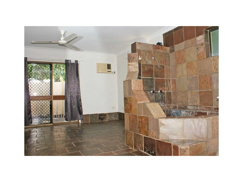 10 Debbie Street, Trinity Park QLD 4879