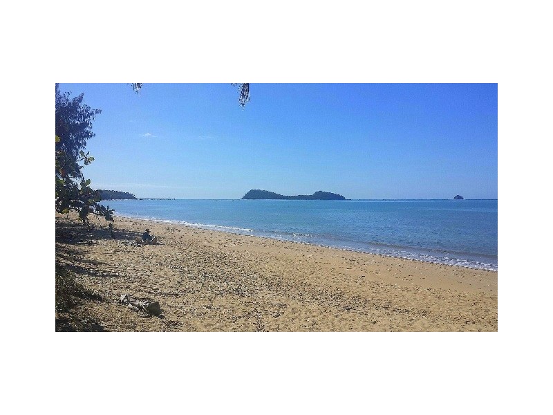 95-99 Upolu Esplanade, Clifton Beach QLD 4879