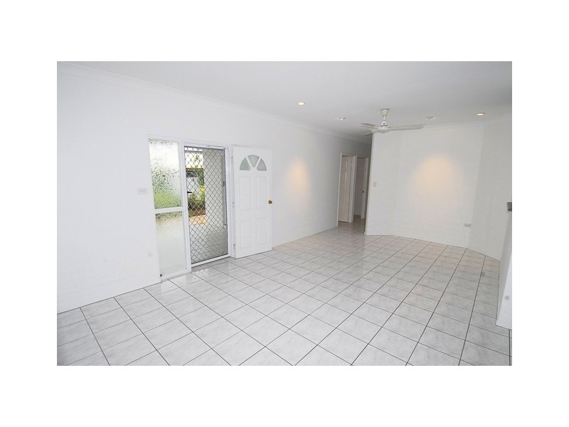 4 Whale Close, Kewarra Beach QLD 4879