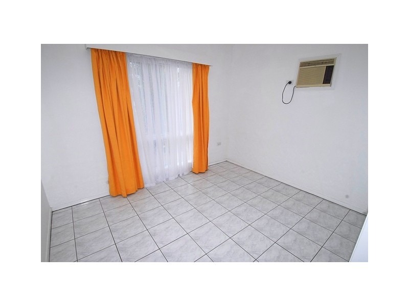 4 Whale Close, Kewarra Beach QLD 4879