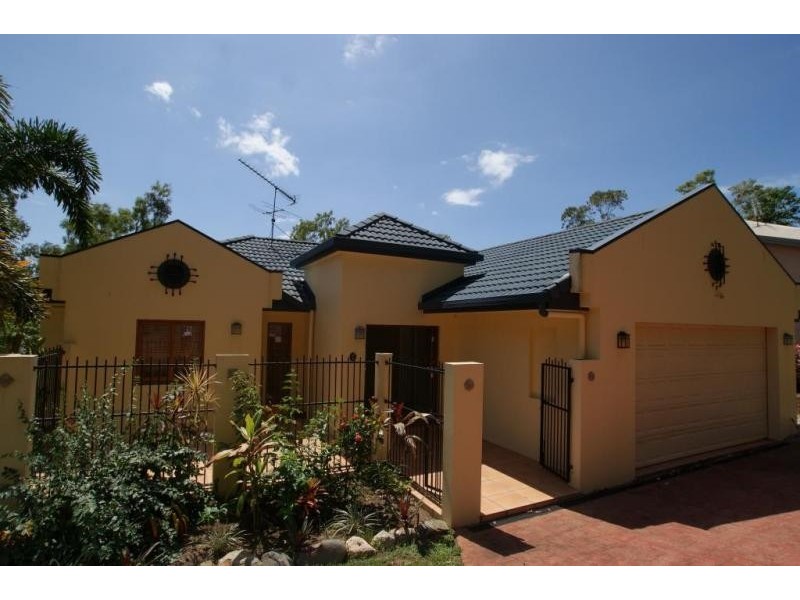 Trinity Beach QLD 4879
