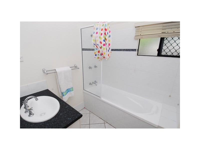 1 Venice Close, Kewarra Beach QLD 4879