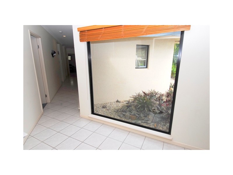 1 Venice Close, Kewarra Beach QLD 4879