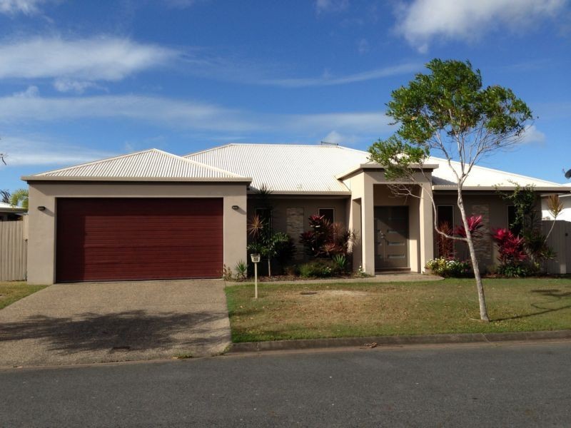 10 Icefire Quay, Trinity Park QLD 4879