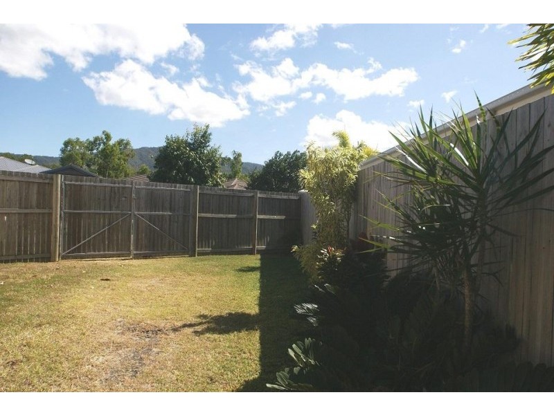 10 Icefire Quay, Trinity Park QLD 4879