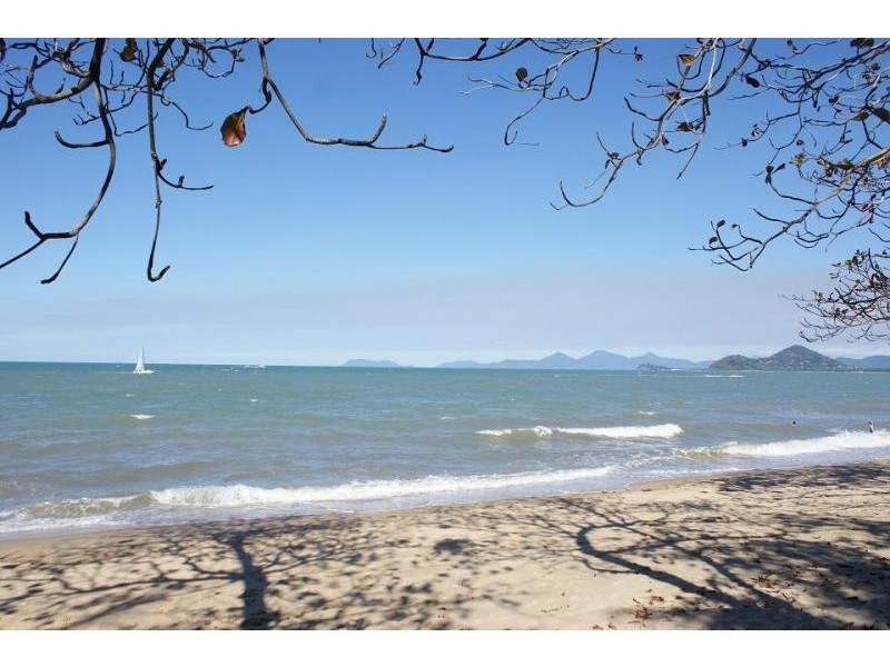 221/241 Coral Coast Drive, Palm Cove QLD 4879