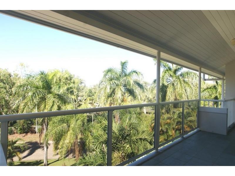 241 Coral Coast Drive, Palm Cove QLD 4879