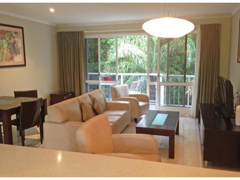 241 Coral Coast Drive, Palm Cove QLD 4879