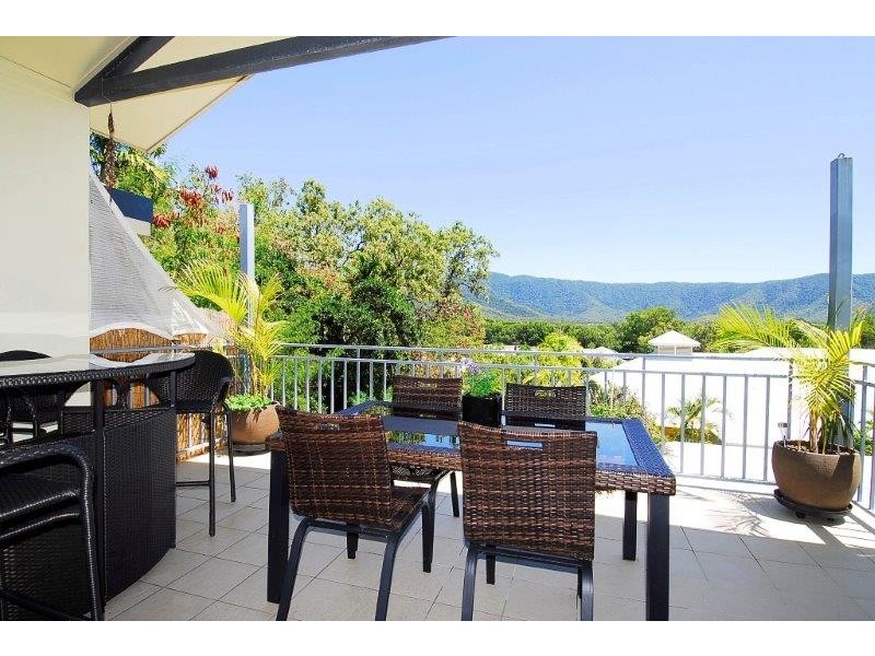 12/106 Moore Street, Trinity Beach QLD 4879