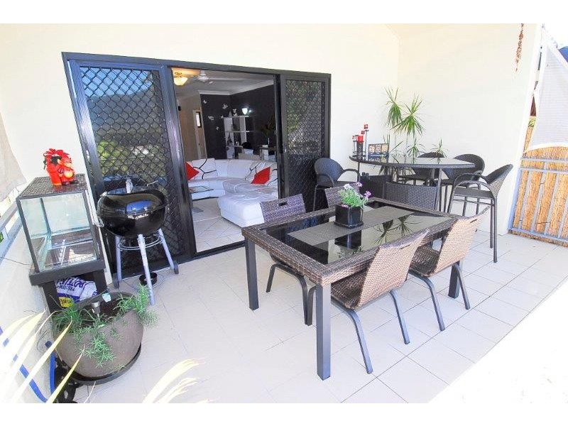 12/106 Moore Street, Trinity Beach QLD 4879