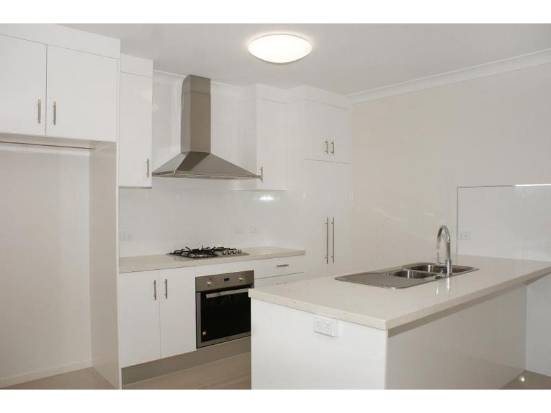 8 Ewan Glen, Trinity Park QLD 4879