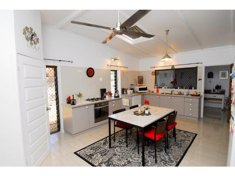 4 Madang Street, Trinity Beach QLD 4879