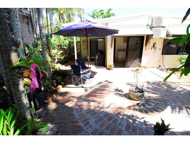 4 Madang Street, Trinity Beach QLD 4879