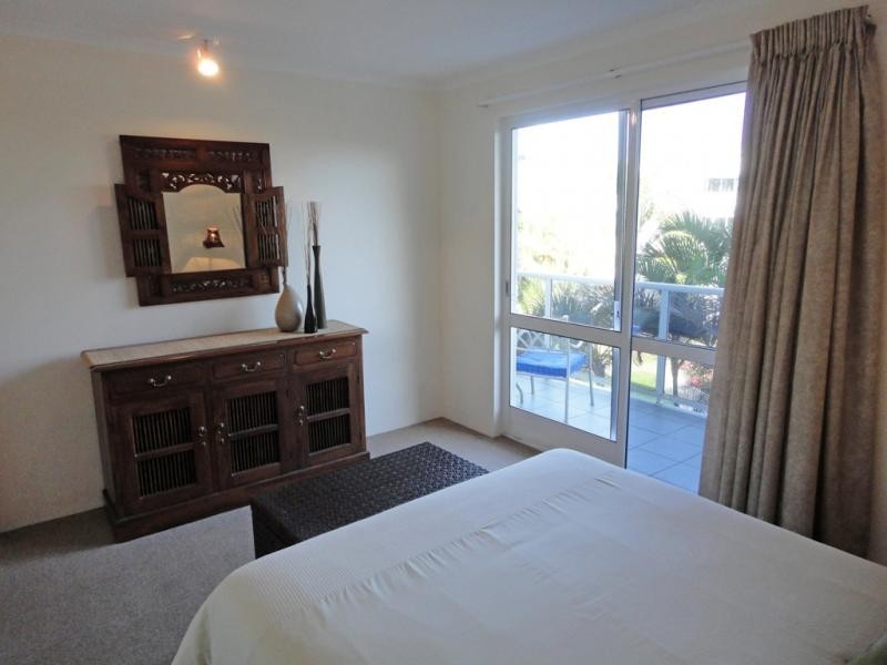 241 Coral Coast Drive, Palm Cove QLD 4879