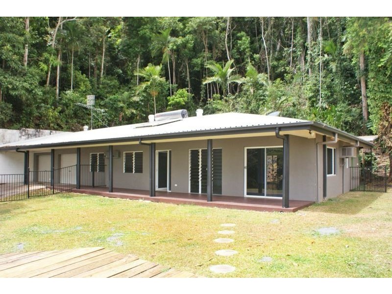 4 Marcia Close, Smithfield QLD 4878