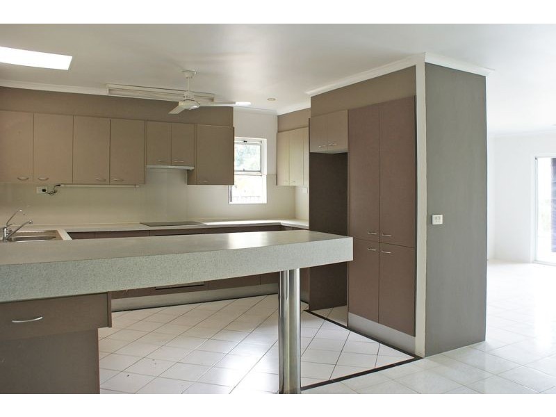 4 Marcia Close, Smithfield QLD 4878
