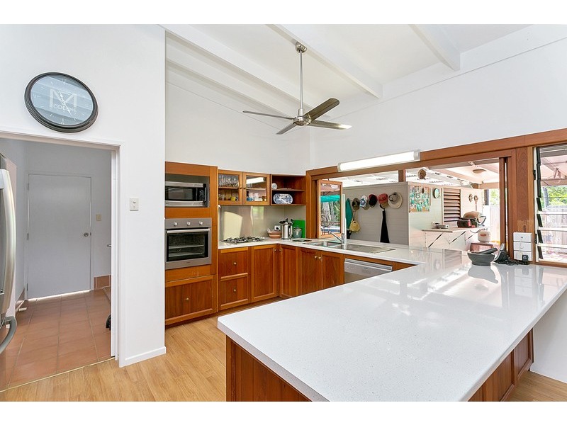 45 Terebra Street, Palm Cove QLD 4879