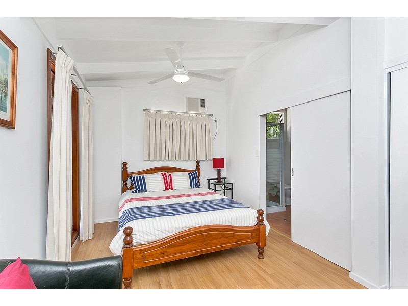 45 Terebra Street, Palm Cove QLD 4879