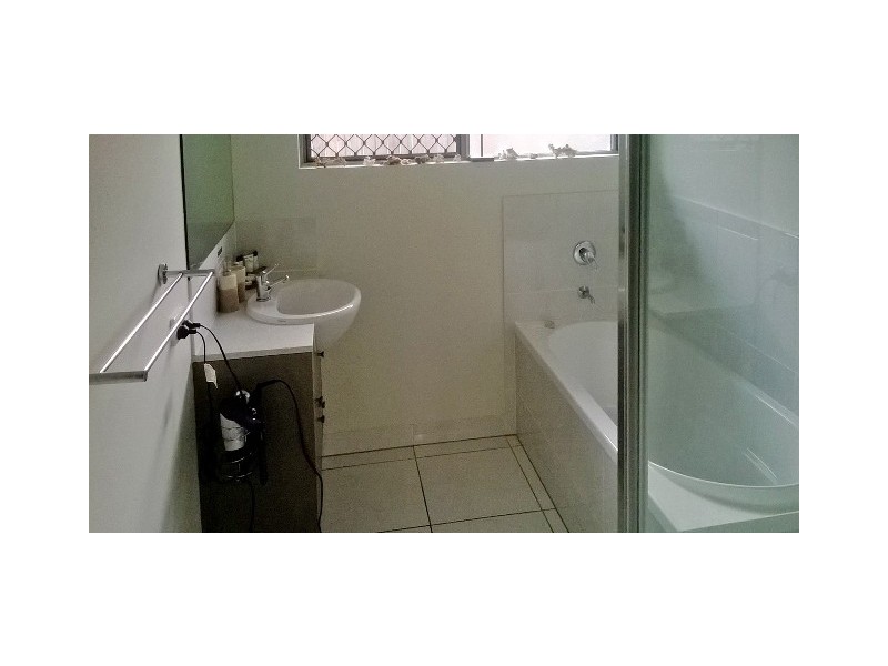 34 St Crispin Street, Clifton Beach QLD 4879