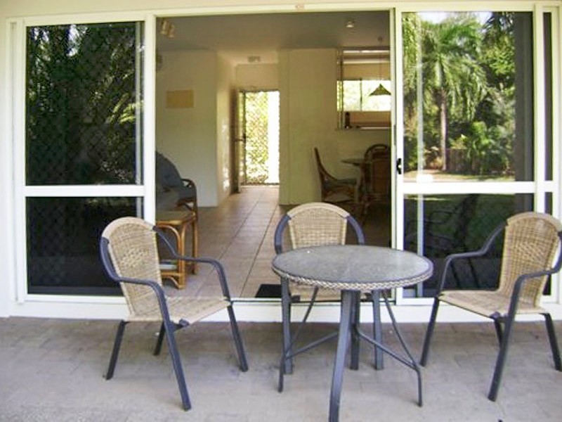 109/241 Coral Coast Drive, Palm Cove QLD 4879