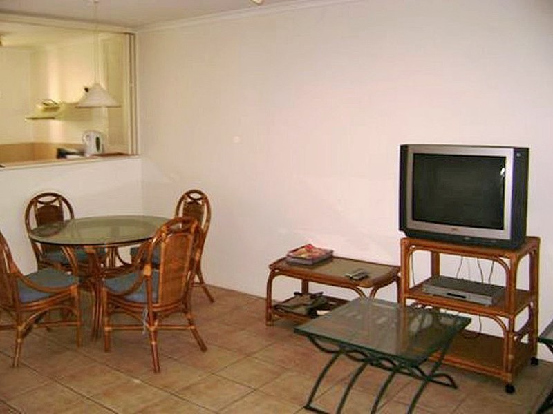 109/241 Coral Coast Drive, Palm Cove QLD 4879